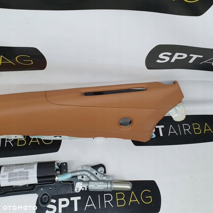 FERRARI FF DESKA KONSOLA PODUSZKI PASY AIRBAG - 2