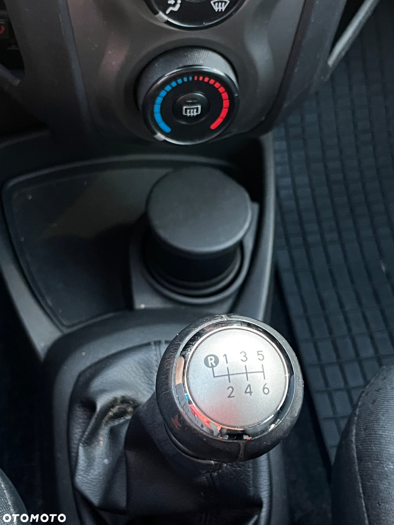 Toyota Yaris 1.33 Luna - 5