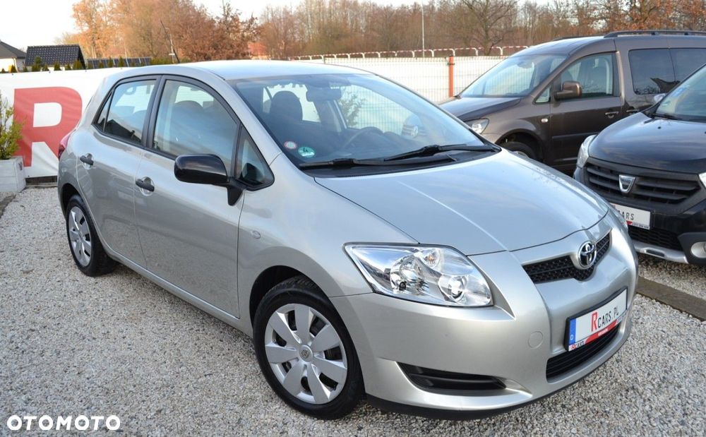 Toyota Auris 1.33 VVT-i Terra - 11