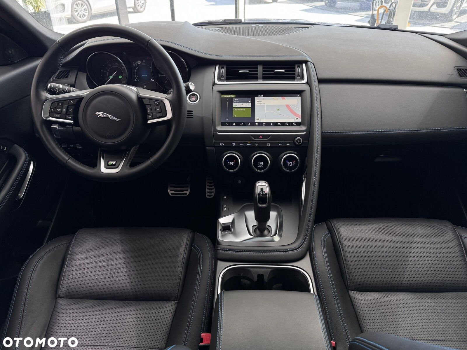Jaguar E-Pace 2.0 i4D AWD R-Dynamic S - 15