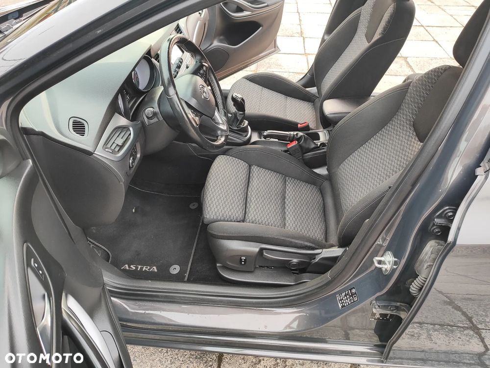 Opel Astra 1.4 Turbo Dynamic - 12