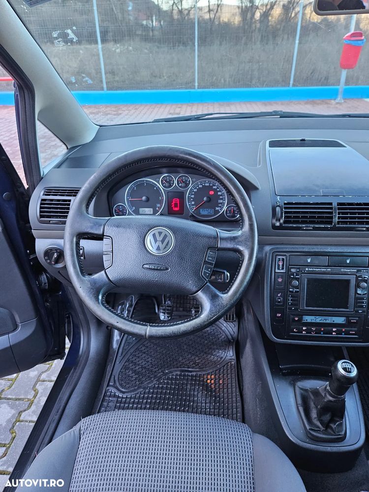 Volkswagen Sharan 1.9 TDI 4Motion Exclusive Edition II - 11