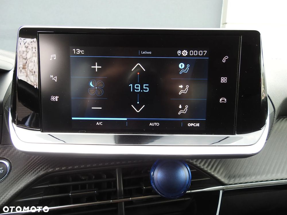 Peugeot 208 PureTech 75 Allure Pack - 26