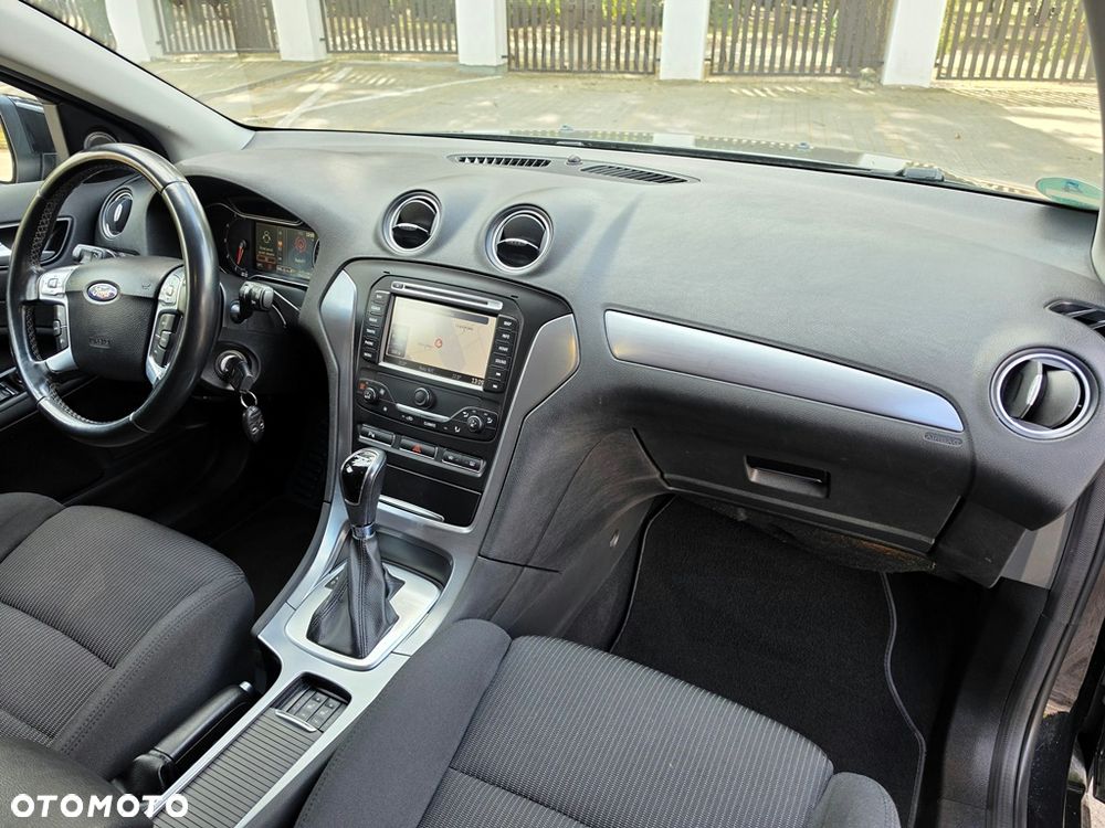 Ford Mondeo 2.0 TDCi Business Edition - 33