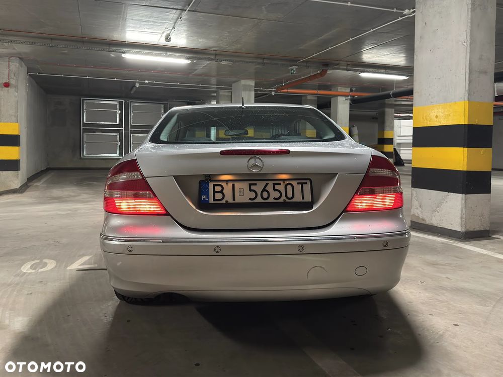 Mercedes-Benz CLK - 9