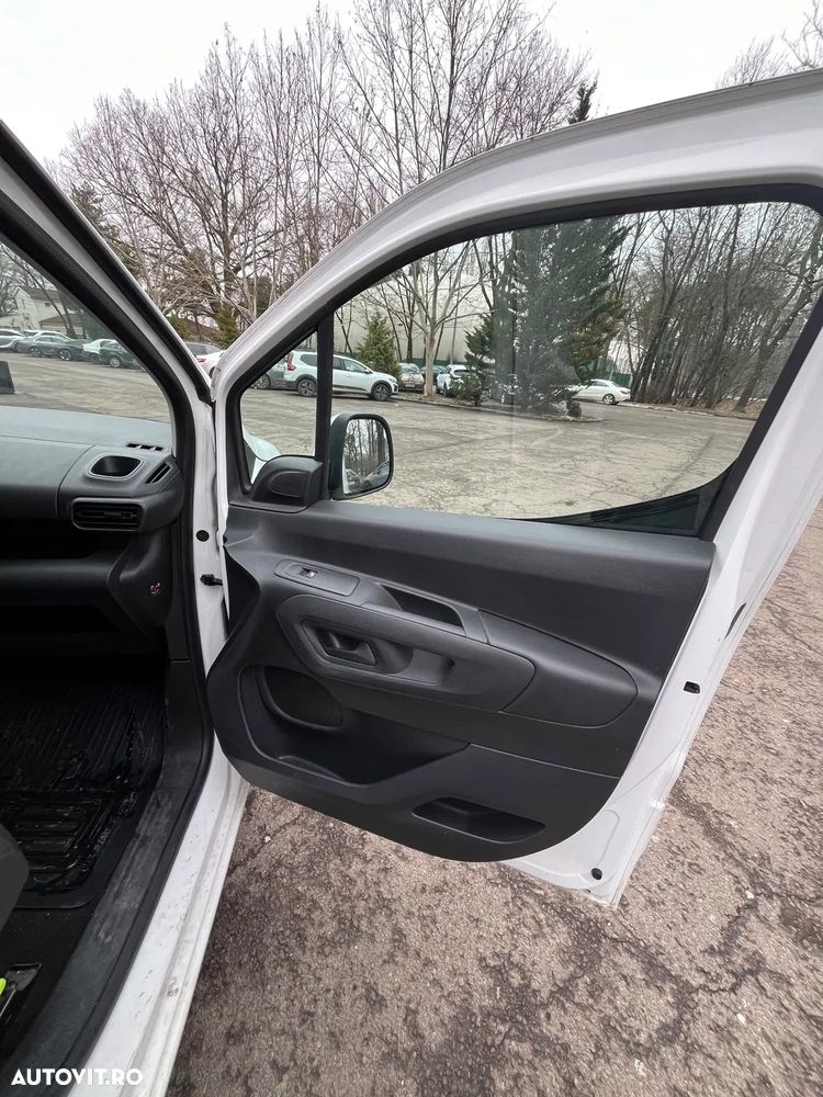 Toyota Proace 1.5 D-4D L2 Combi - 17