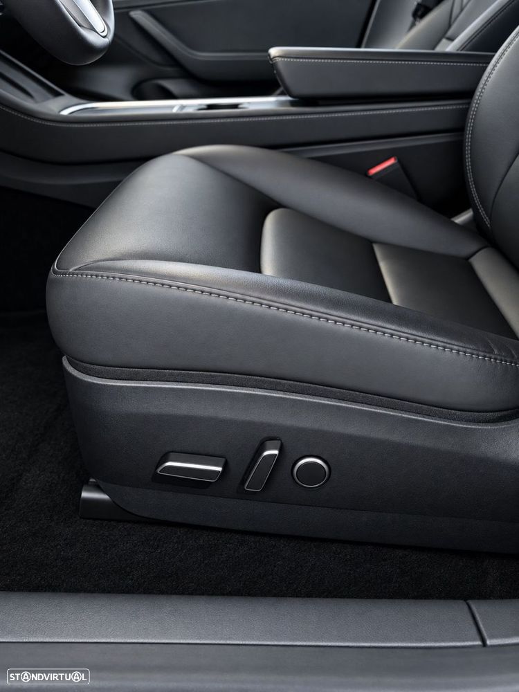 Tesla Model 3 - 19