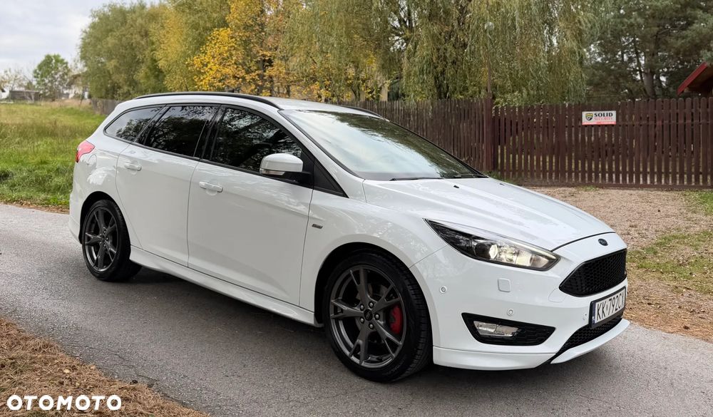 Ford Focus 1.5 EcoBoost ST-Line - 5