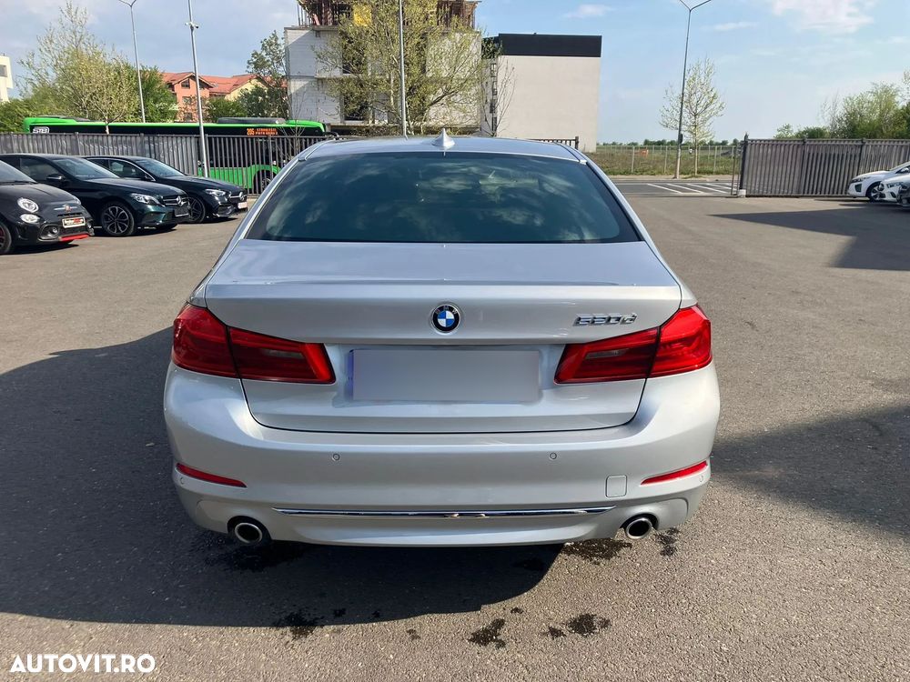 BMW Seria 5 520d AT - 14