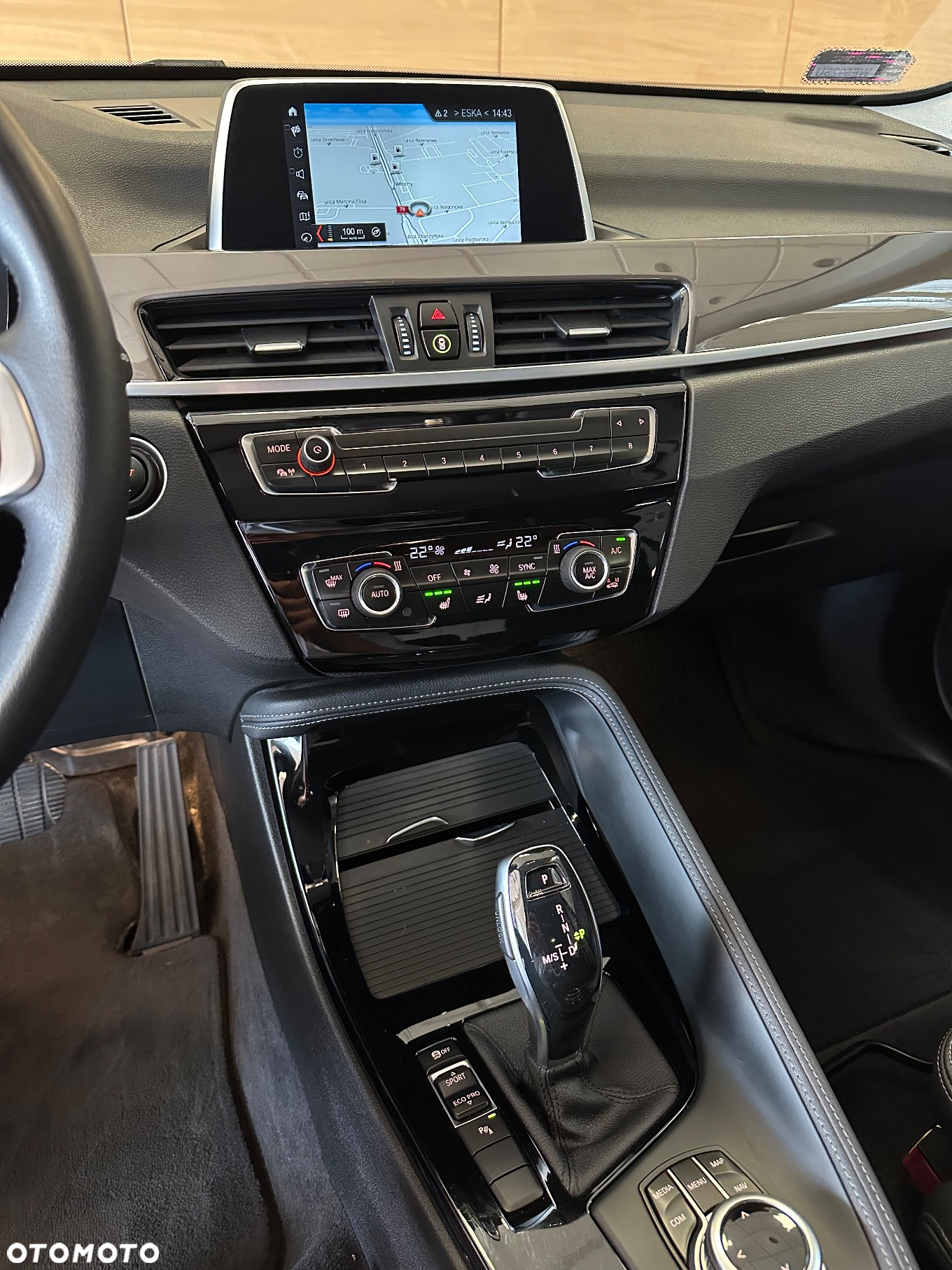 BMW X1 sDrive18i xLine - 14