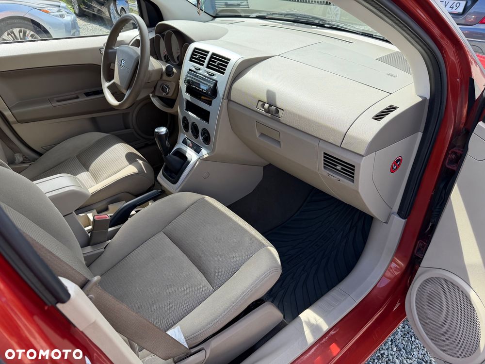 Dodge Caliber 1.8 SE - 23