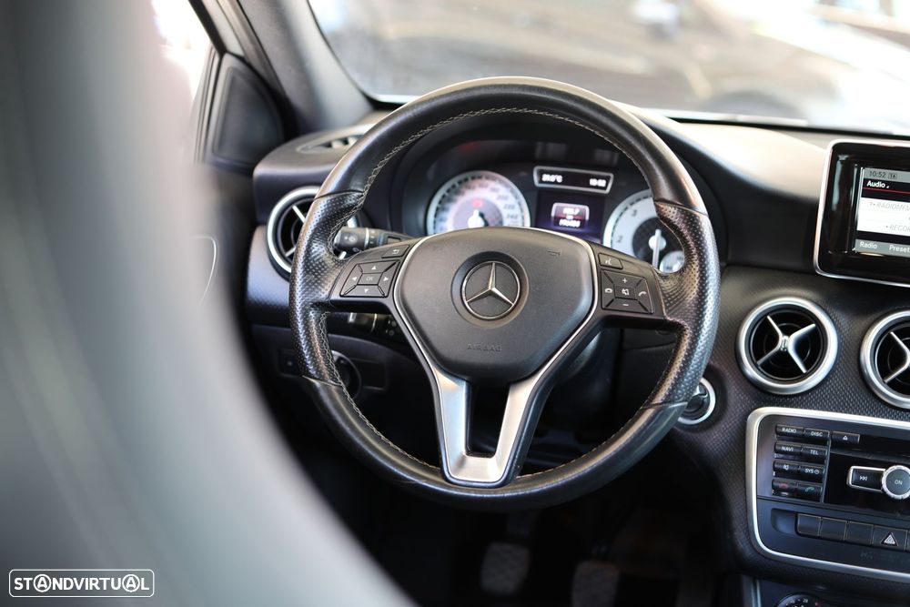 Mercedes-Benz A 180 d Urban - 29