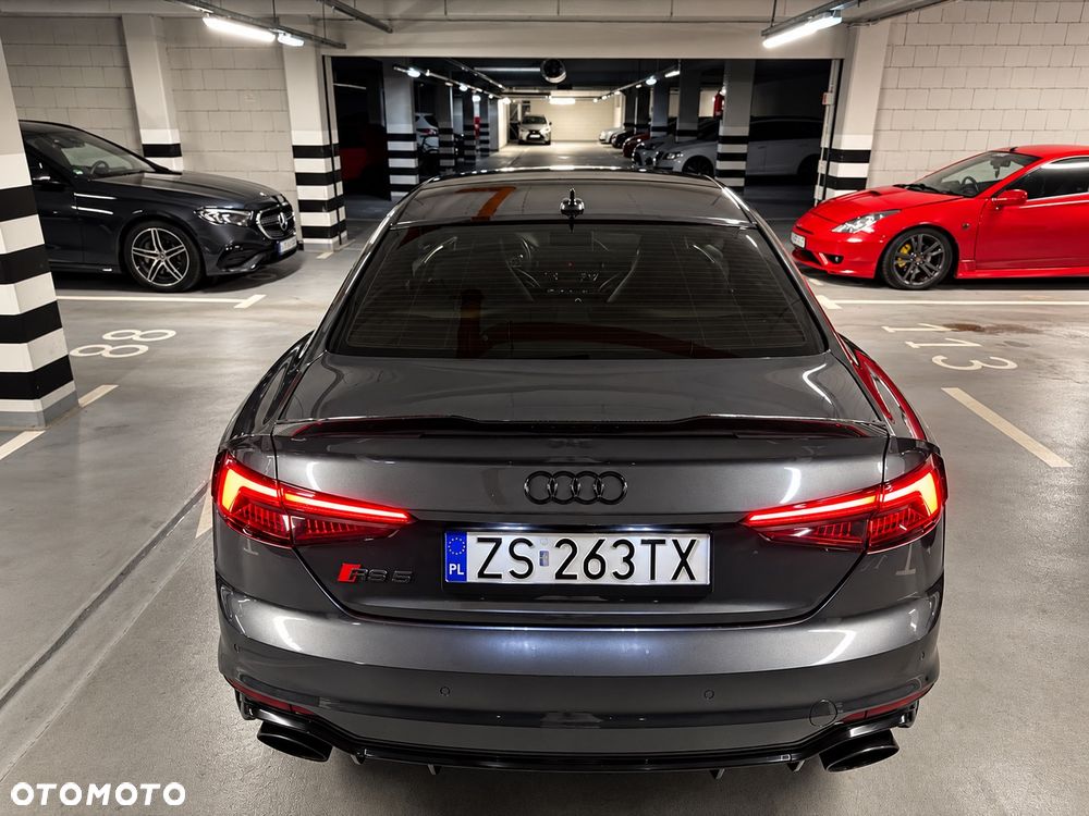 Audi RS5 Coupé - 8