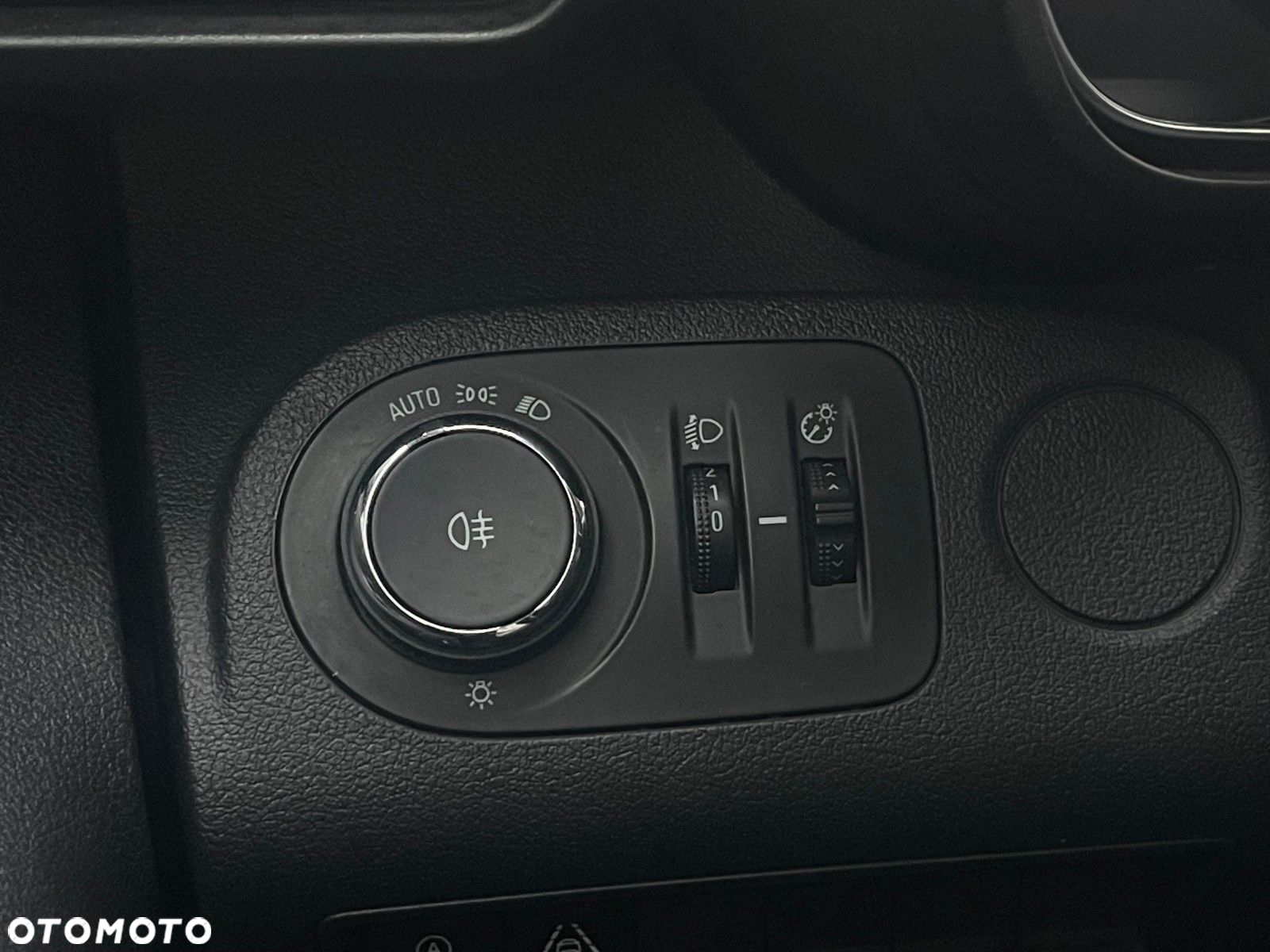 Opel Combo - 14