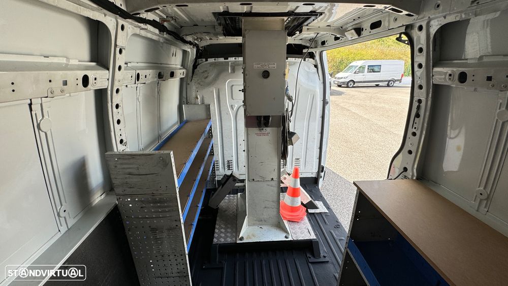 Renault Master 2.3 dCi C/ Cesto Elevatório - 10