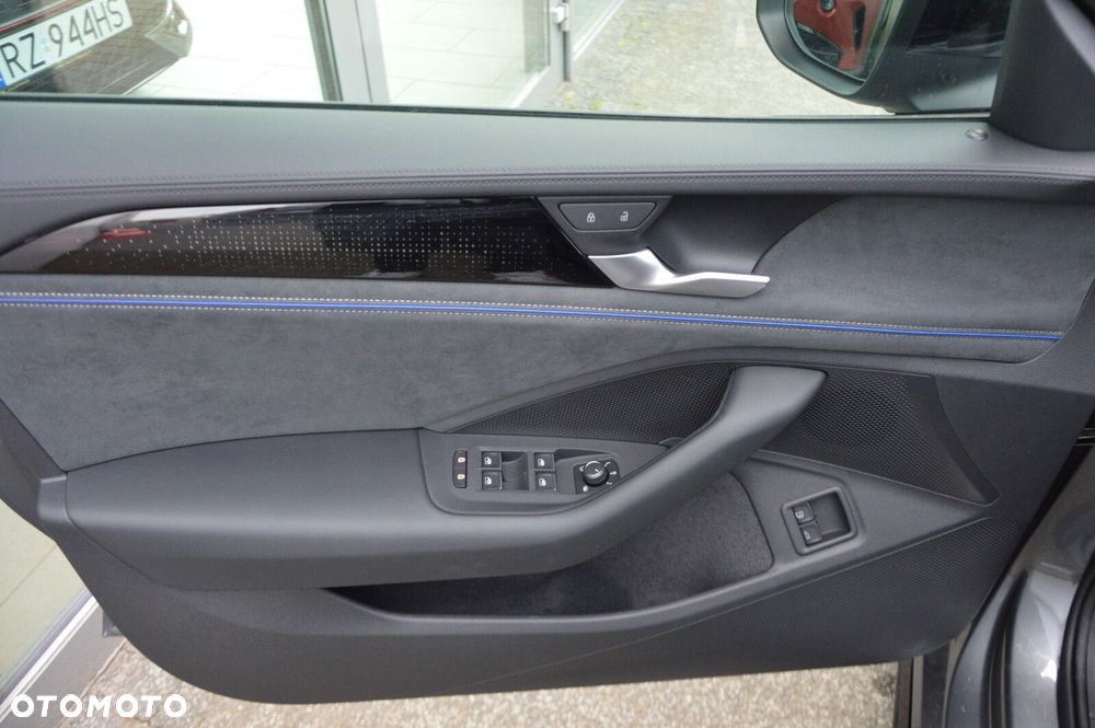 Volkswagen Passat Variant - 14