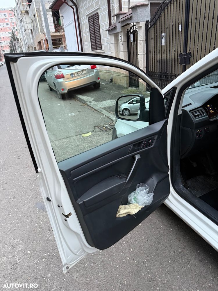 Volkswagen Caddy Maxi Life 2.0 TDI 90 kW - 24