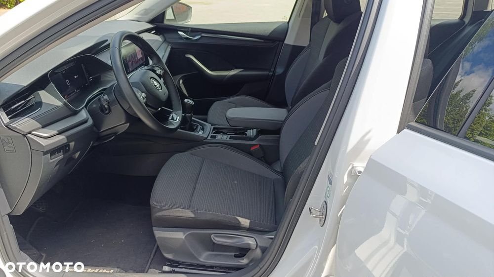 Skoda Octavia 2.0 TDI Edition - 8