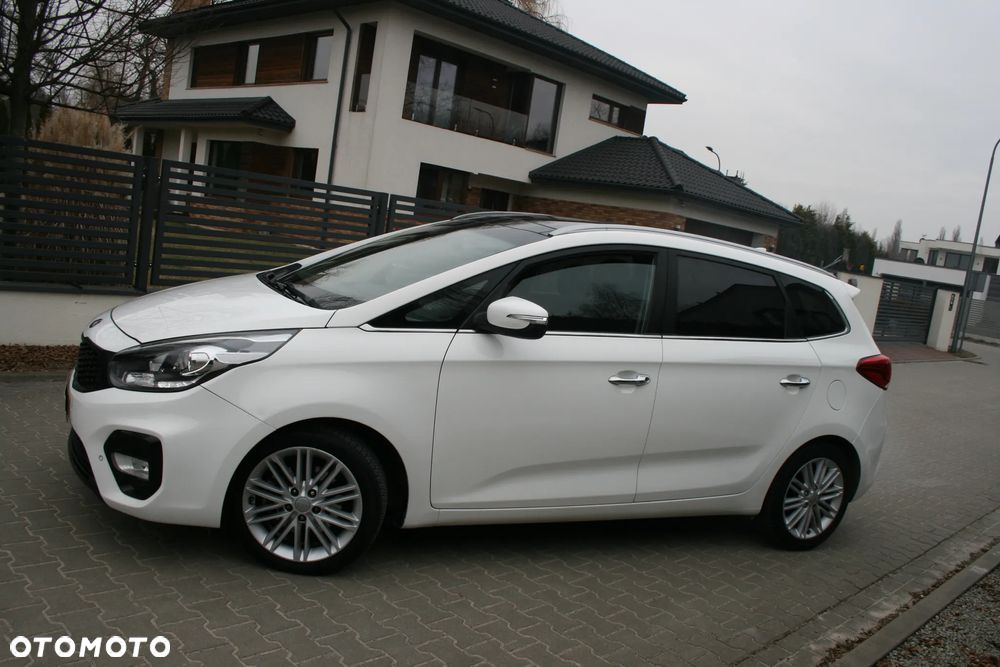 Kia Carens 1.6 GDI Business Line EU6 - 35