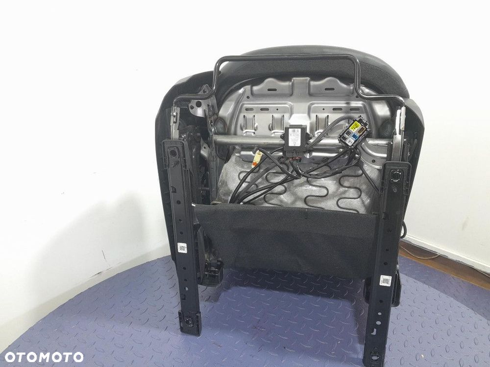 MAZDA CX-5 II FOTEL PRAWY PRZEDNI SKÓRA PASAŻERA. - 8