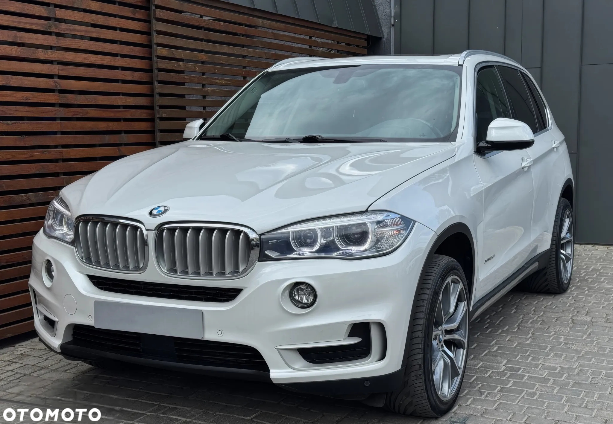 BMW X5 xDrive35i - 2