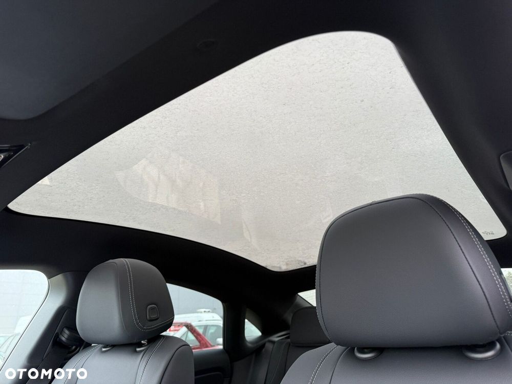 Mercedes-Benz CLA 200 mHEV 8G-DCT - 22