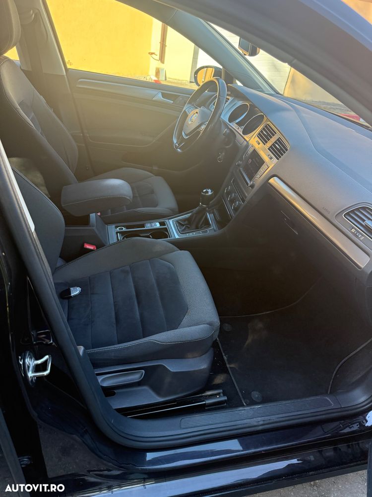 Volkswagen Golf 1.6 TDI BMT Comfortline - 5