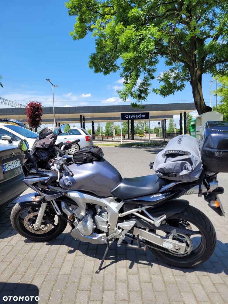 Yamaha FZ6 - 10