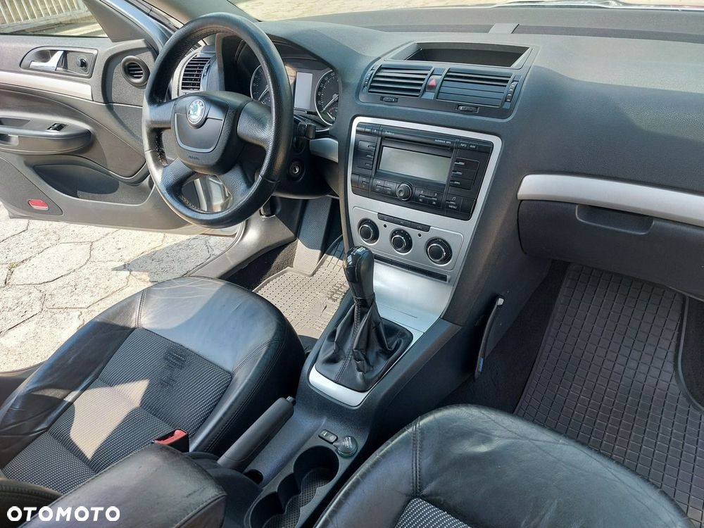 Skoda Octavia - 14