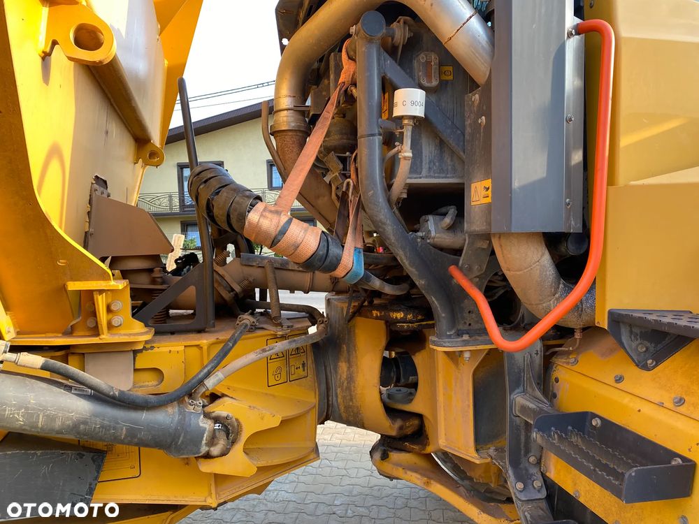 Volvo A25G, 2014 ROK, OPONY 80% DOBRE, TYLNA KLAPA, Z NIEMIEC, PIĘKNY STAN - 24
