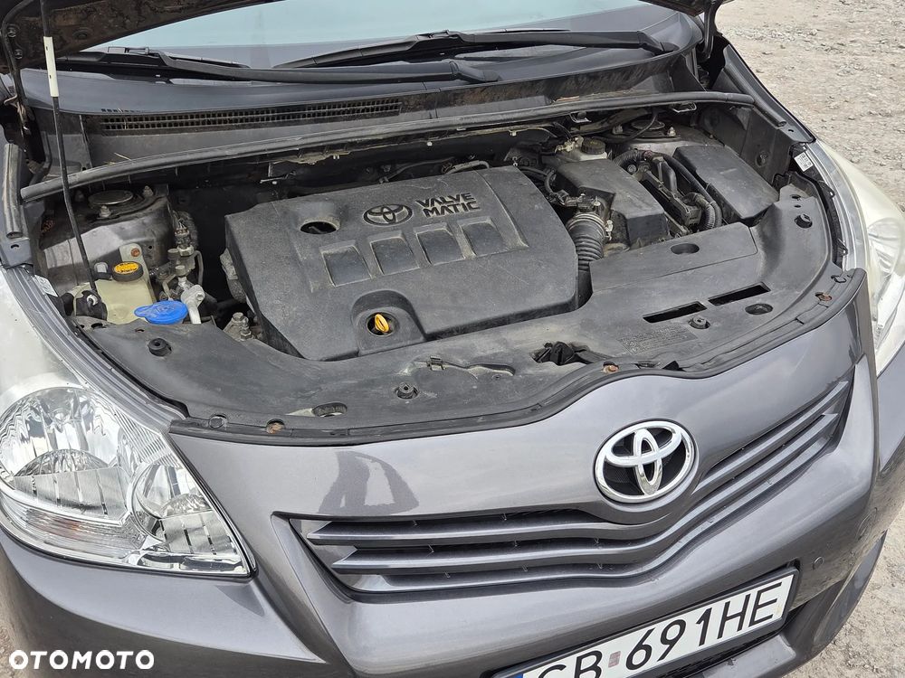 Toyota Verso 1.8 Multidrive Edition - 22