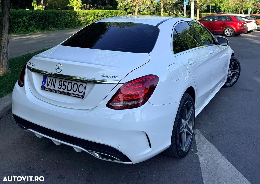 MERCEDES-BENZ Clasa C