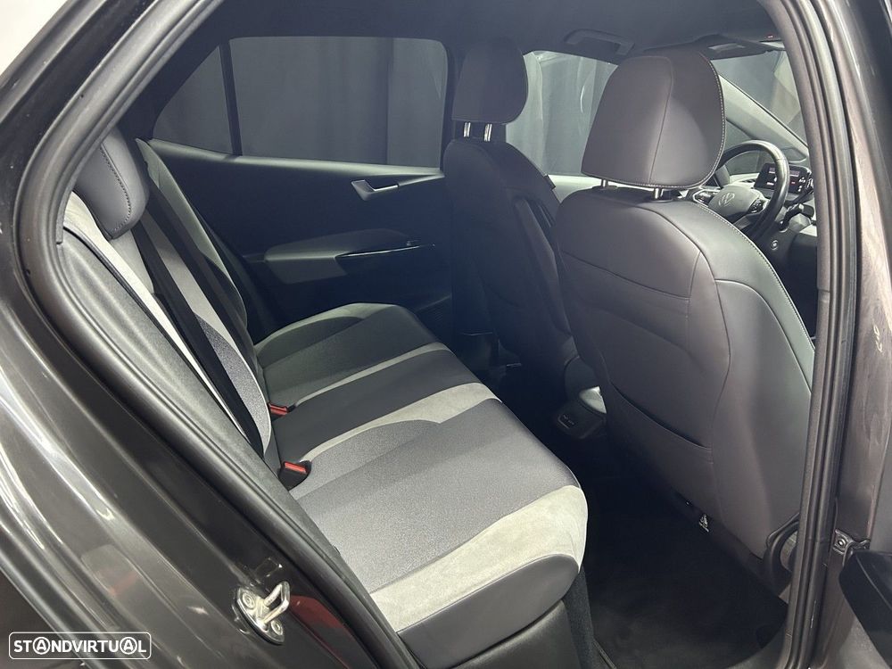 VW ID.3 58 kWh 1st - 9