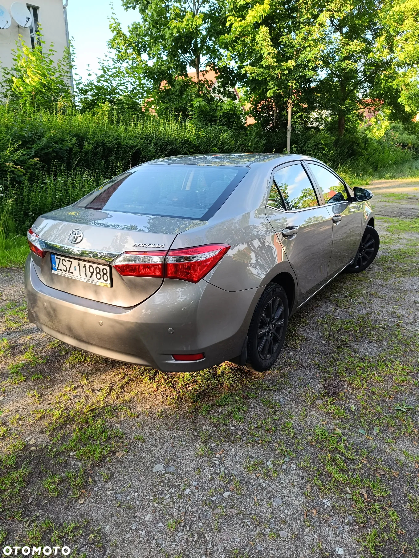 Toyota Corolla 1.6 Premium - 3