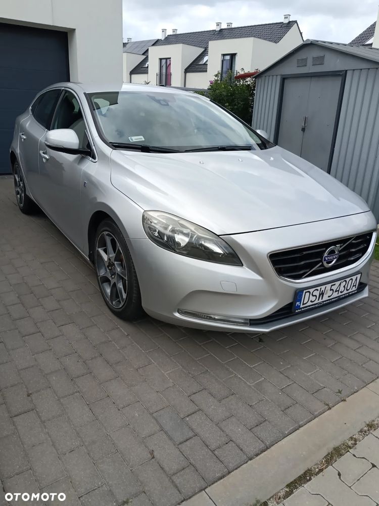 Volvo V40 - 2