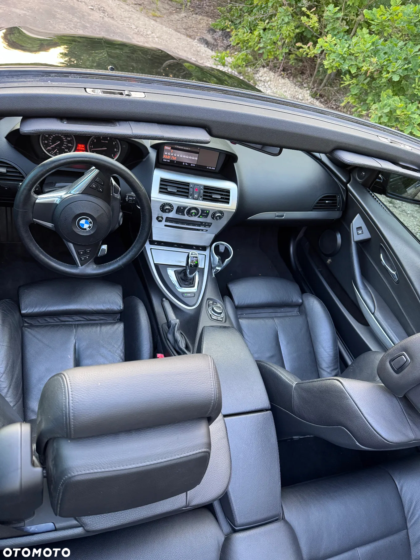 BMW Seria 6 650 i - 7