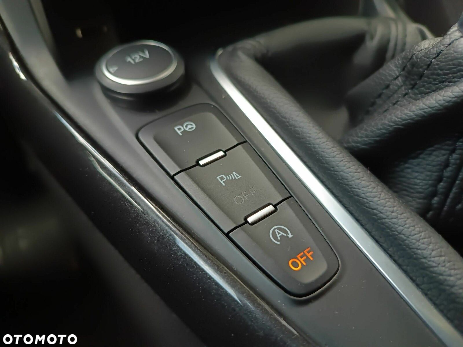Ford Focus 1.5 EcoBoost Titanium ASS - 25