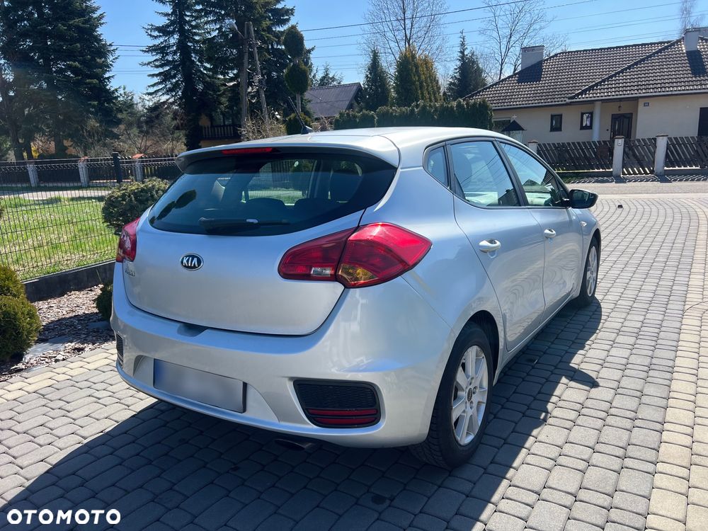 Kia Ceed - 5