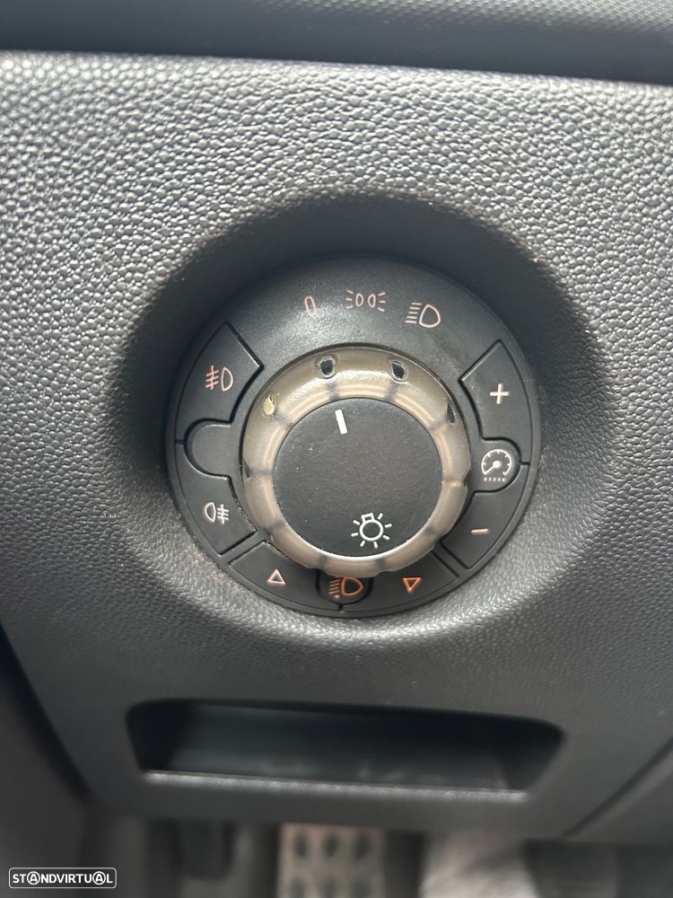 Opel Corsa 1.3 CDTi - 9