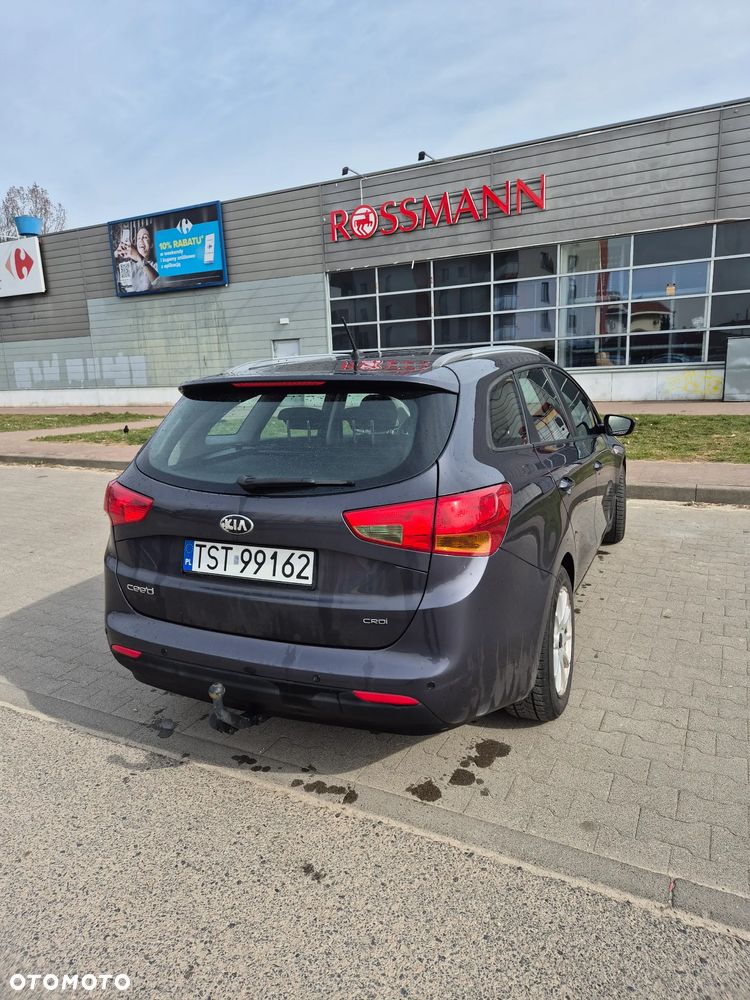Kia Ceed - 6