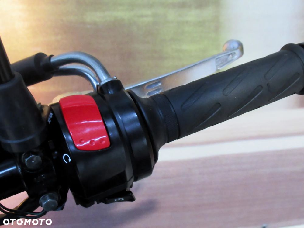 Suzuki SV - 14