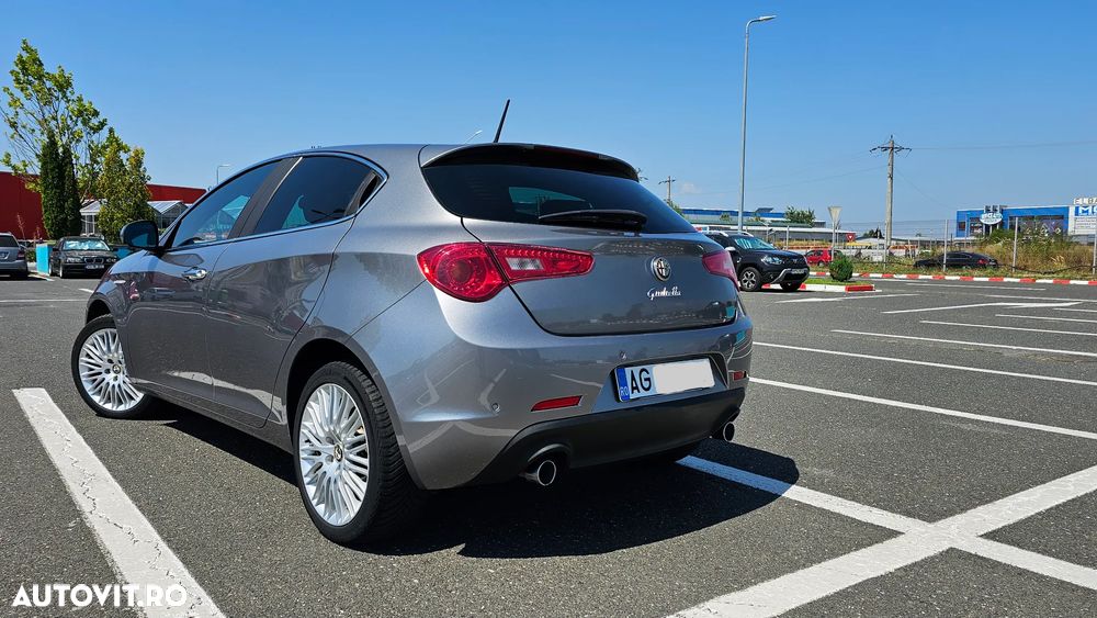 Alfa Romeo Giulietta - 5