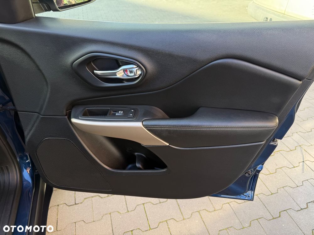 Jeep Cherokee 3.2 V6 Pentastar Active Drive I Automatik Limited - 19