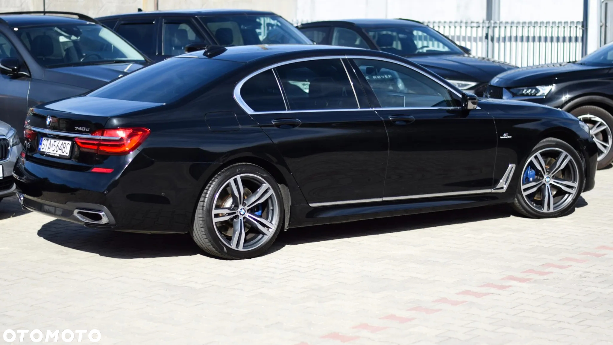 BMW Seria 7 740d xDrive - 32