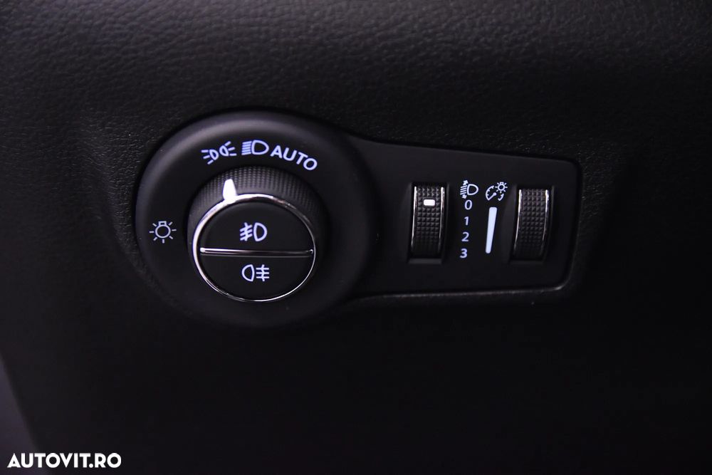 Jeep Compass 1.3T DDCT 2WD Limited - 10