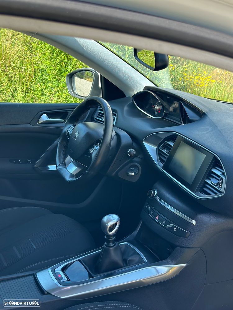 Peugeot 308 e-HDi FAP 115 Stop&Start Allure - 8