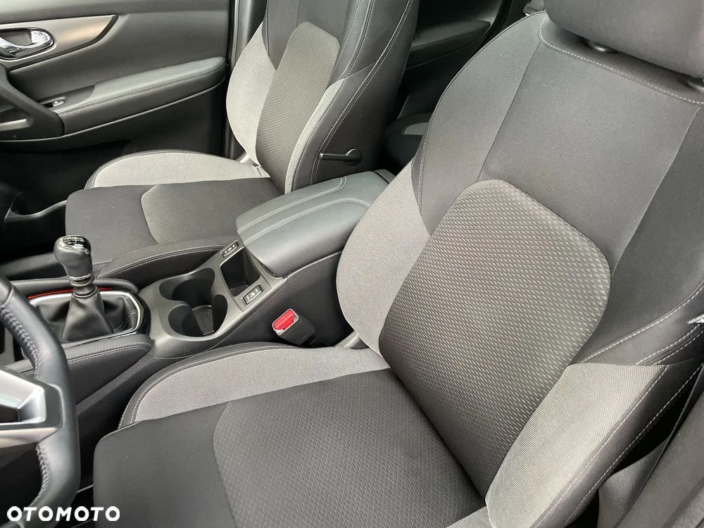 Nissan Qashqai 1.3 DIG-T N-Connecta - 12