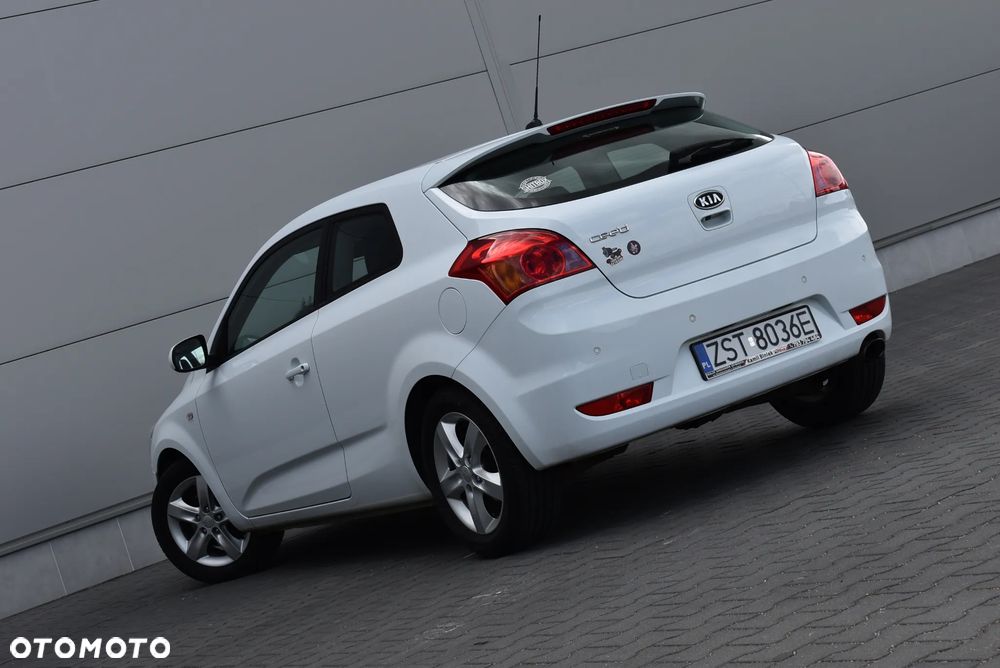 Kia Ceed 1.4 Comfort - 27