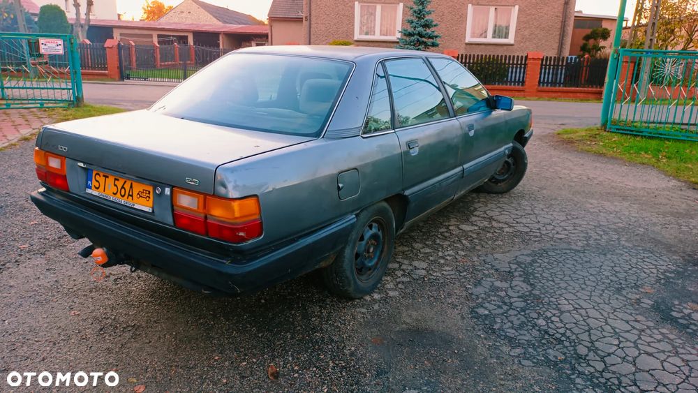 Audi 100 2.3 E - 5
