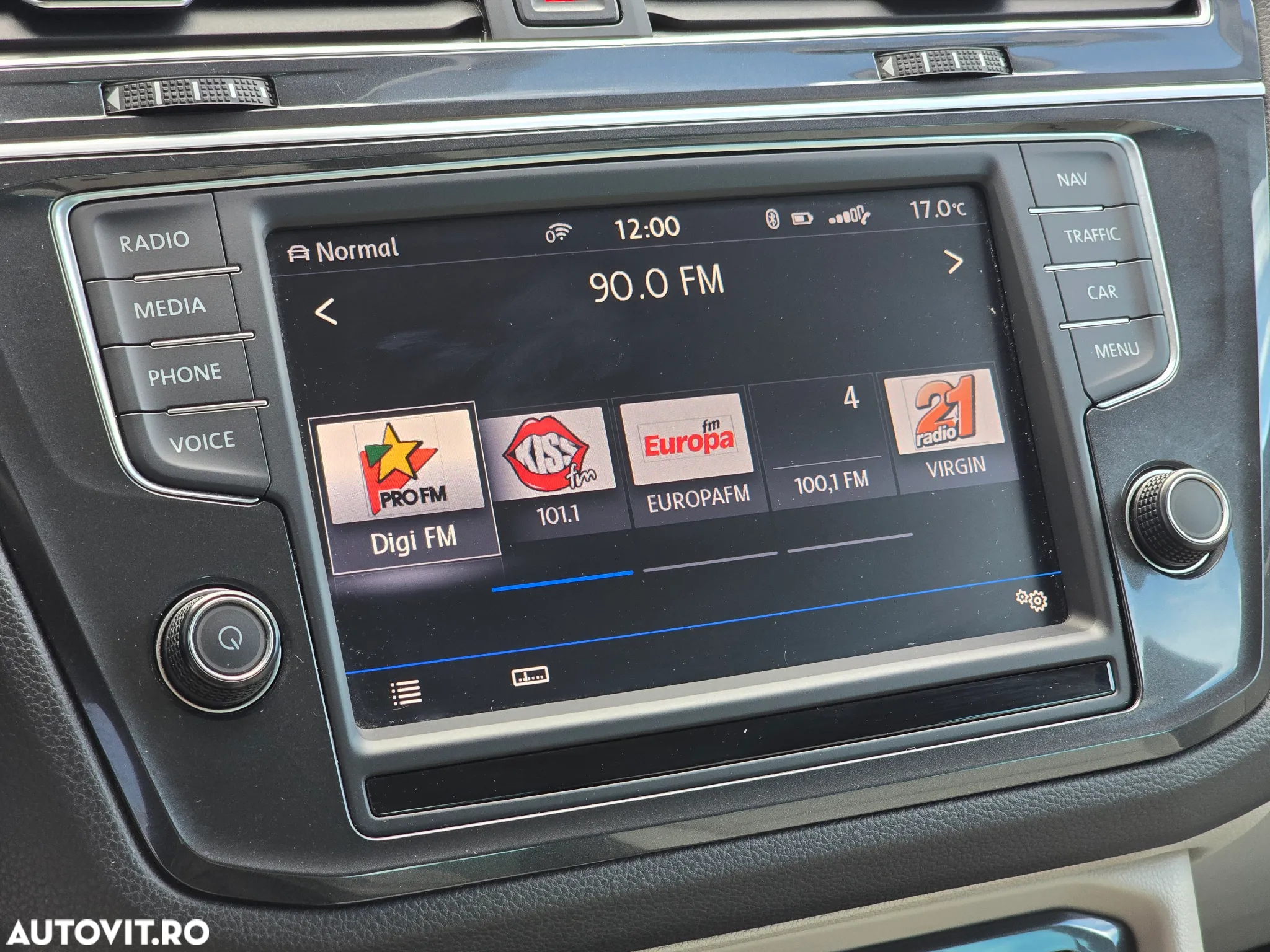 Volkswagen Tiguan 2.0 TDI DPF DSG 4Mot Comfortline - 27